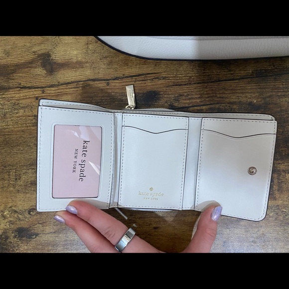 Kate Spade purse & matching wallet - Picture 7 of 12